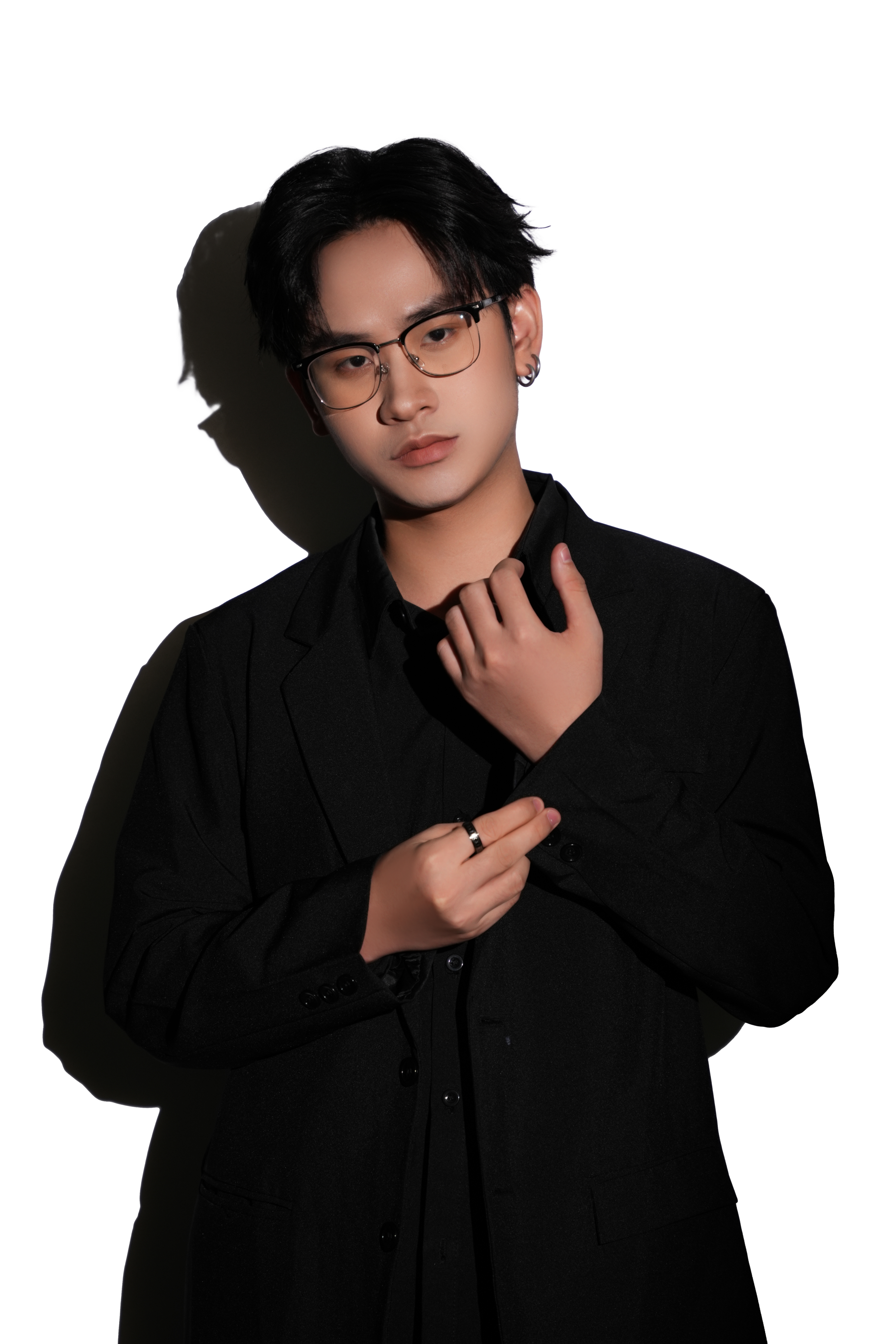 Hoàng Linh
